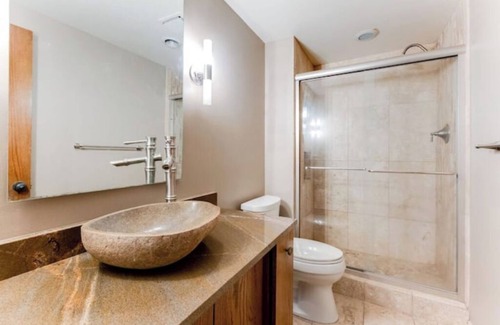 Eden Prairie Casa | Serene & stylish living space.