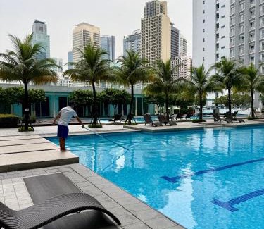 Valenzuela Casa | Serene Suite In Jazz Residences