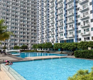 Valenzuela Casa | Serene Suite In Jazz Residences
