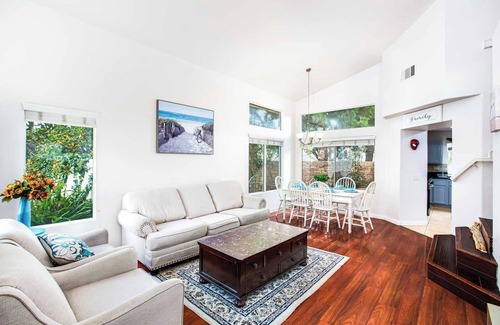 Corona Casa | Serene Summer Retreat in the Heart of Towergrove - Perfect for Families #41276