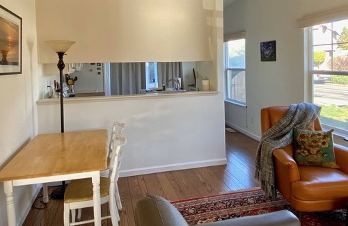 Petaluma Casa | Casa central, tranquila y soleada en Greenbelt