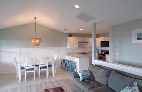 Topsail Beach Casa | Serene Topsail Beach Townhome-Water View-Great Location-Includes Linens