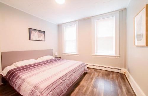 The Heights Apartamento | Serene Two-Bedroom Retreat - close to NYC