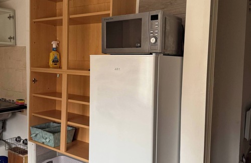 Brunel Apartamento | Retiro tranquilo en Uxbridge con calefacción central y aparcamiento gratuito