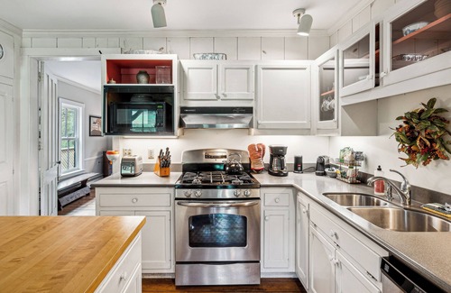 South Pomfret Casa | Serene Vermont Retreat: Ski,golf, Relax, and Reconnect!