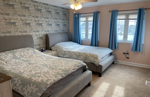 Beach Haven West Casa | Serene Waterfront Family Water Front Property