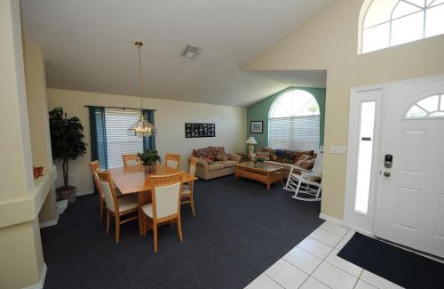 Eagle Pointe South Casa | Serene Waterside Getaway