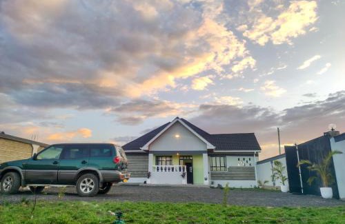 Nanyuki Villa | Sereni Rooftop Villa