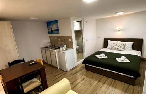 Rafajlovici Hotel | SERENİTA STONE HOUSE