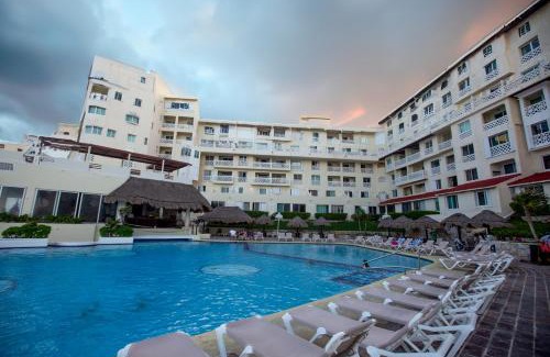 Zona Hotelera Apartamento | SereniaCancun/Beachfront Apartment/Hotel Zone.