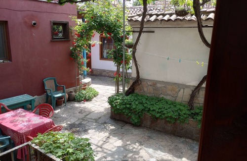 Plovdiv Center Casa | Serenity and cozines in the heart of the Old Town of Plovdiv historical reserve