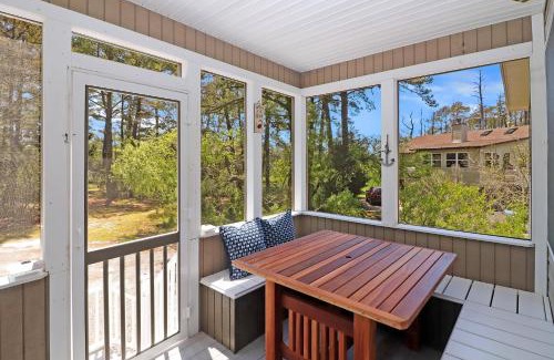 Deep Hole Casa | Serenity at Oyster Bay, Water access & firepit!