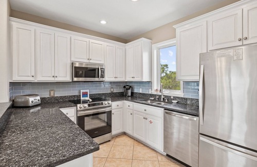 Plantation Casa | Serenity At The Shore: Charming SGI Home- Sleeps 10, Pet Friendly, Priv. Pool!