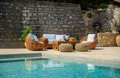 Rantatika Villa | Serenity - Beautiful Newly Renovated Villa Close to Lakka