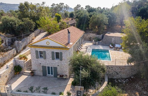 Rantatika Villa | Serenity - Beautiful Newly Renovated Villa Close to Lakka
