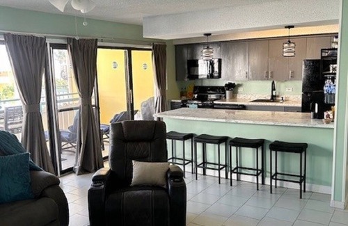 Estate Golden Rock Condominio | Serenity By The Sea