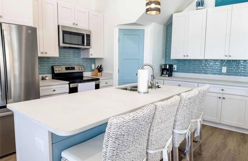St. George Island Casa | Serenity by the Sea St George Island Pool Home