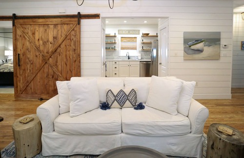 White's Gulfview Casa | Serenity Cottage-Pool, Private Beach- Dog Friendly