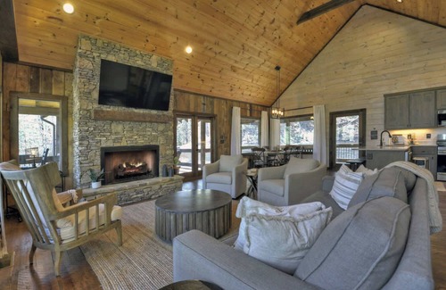 Epworth Cabina | Serenity Cove | Free Night Offer!