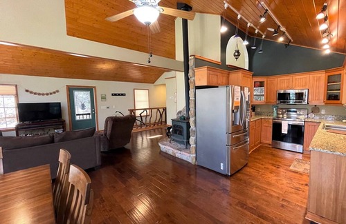 Murphy Cabina | Serenity Creek - peace & quiet!!