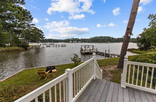 Oriental Casa | Serenity Creekside - Waterfront with Dock
