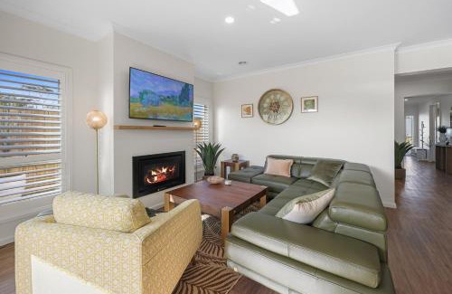 Warrnambool Casa | Serenity Escape - Designer Luxury Retreat with Private Sauna
