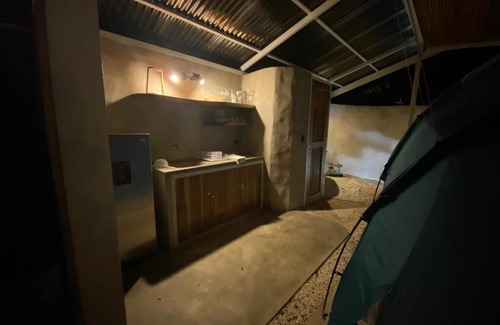 Cocles Alquiler De RV | "Serenity Glamping: Selva, jacuzzi, romance y las mejores playas del Caribe sur"