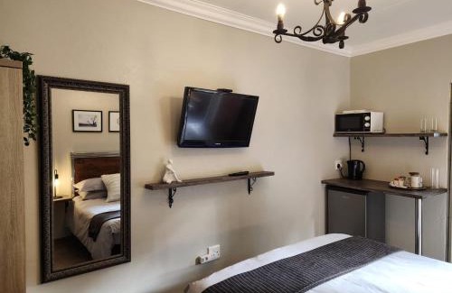 Greater Johannesburg Metropolitan Area Casa | Serenity Guest House