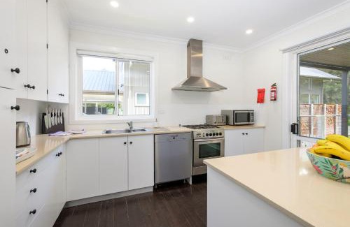 Halls Gap Casa | Serenity Halls Gap 2 Absolute NP Frontage