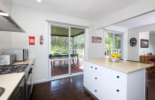 Halls Gap Casa | Serenity Halls Gap 2 Absolute NP Frontage