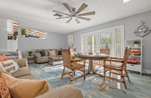 Clearwater Casa | Serenity Haven Luxe Pet Friendly 5BR With Pool