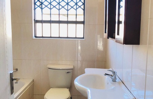 Maseru Cama Y Desayuno | Serenity Heights Backpackers Lodge