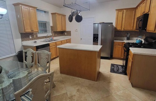 Clarkdale Casa | Serenity Hills-Location, Location-Covered Patio-Private Backyard-Pool Table
