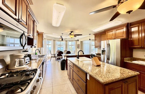 Mud Hole Casa | Serenity House @ Blue Harbour