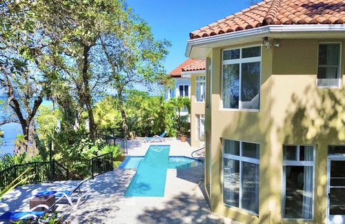 Mud Hole Casa | Serenity House @ Blue Harbour