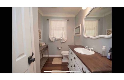 Inman Casa | Serenity in Fayetteville