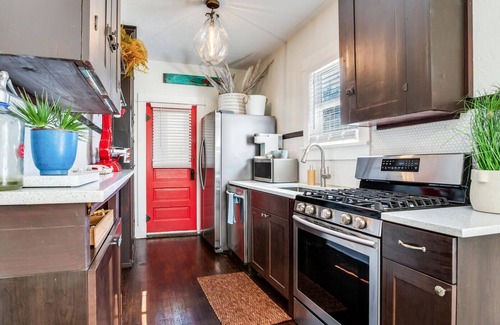 Historic Old Northeast Casa | Serenity in Hist. Northeast -walk Downtown & Bay
