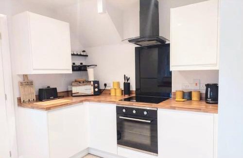 Tatworth Casa | 'Serenity in Somerset ' Self Catering House Rental Near Chard , Accomodation for Contract Workers only