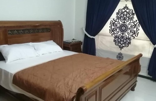 E-11 Sector Hotel | Serenity inn Guest House