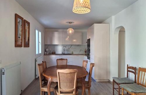 Saint-Denis Villa | Serenity - Maison avec jardin et parking