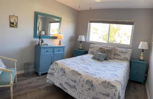 Oakland Hills Villa | Serenity Now, Full Refund, Pool Heat, Sleeps 8