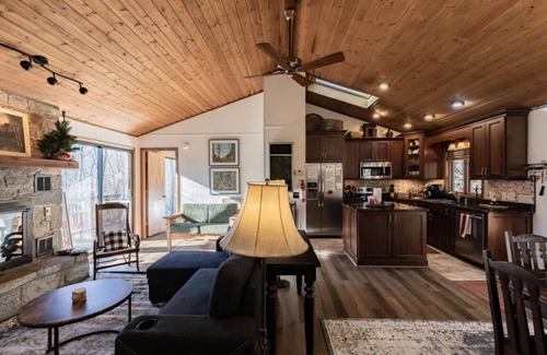 Deep Gap Cabina | Serenity Now |Screen Porch | Fire Pit | Sleeps 6