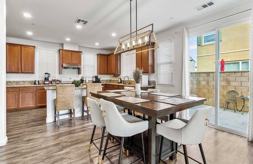 Rancho Cucamonga Casa | Serenity Oasis on Seasons Dr #41979