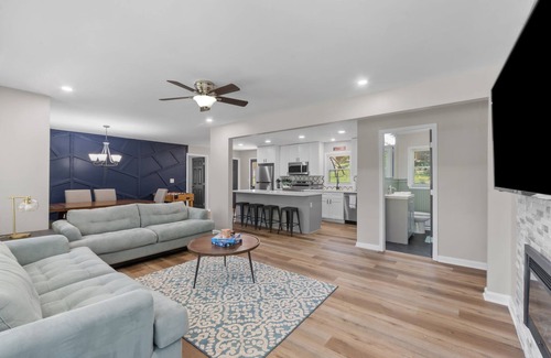 Mableton Casa | Serenity on Stroud: Fire Pit + Games + Fun