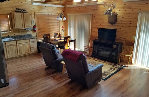 Sturgis Casa | Serenity Pines in Boulder Canyon