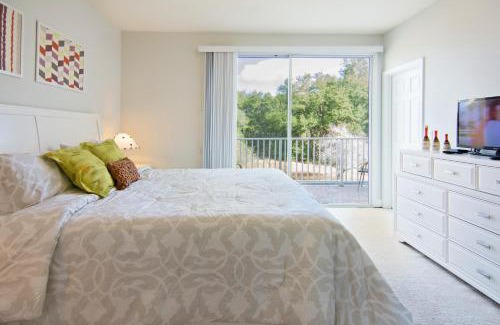 Four Corners Casa | Serenity Resort 3 Bedroom Vacation Townhome with Pool (2008)