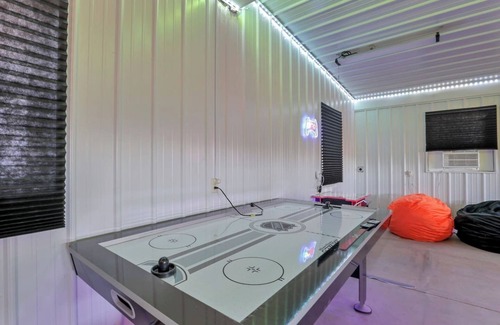 Sugar Grove Casa | Serenity Retreat| Pickleball/Hot Tub/Sleeps 12+