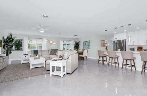 Delray Beach Casa | Serenity Sands Delray Beach Oasis - Modern Getaway!