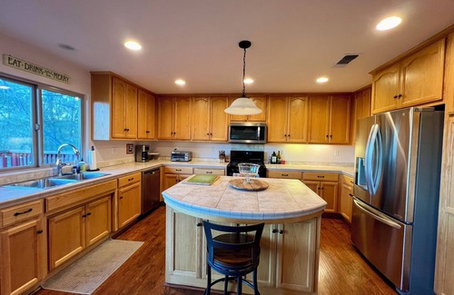 Oak Shores Casa | Serenity Shores Lakefront Home
