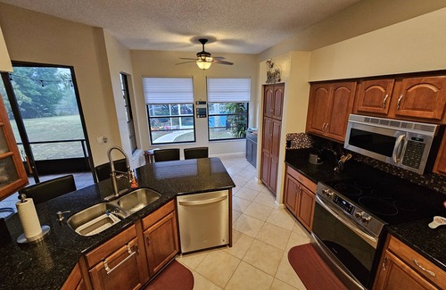 Boyette Springs Casa | Serenity Springs Nature Escape propane Heated Pool Home